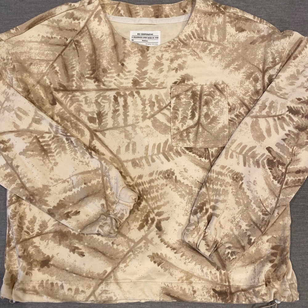 REI COOPERATIVE MEDIUM WOMEN’s SWEATSHIRT